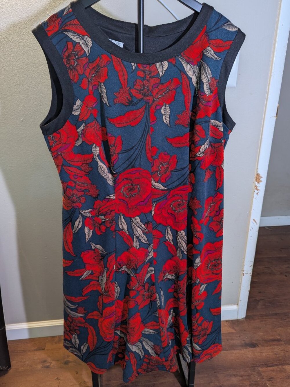 London Style Collection Floral Navy & Red Print Sleeveless Dress
